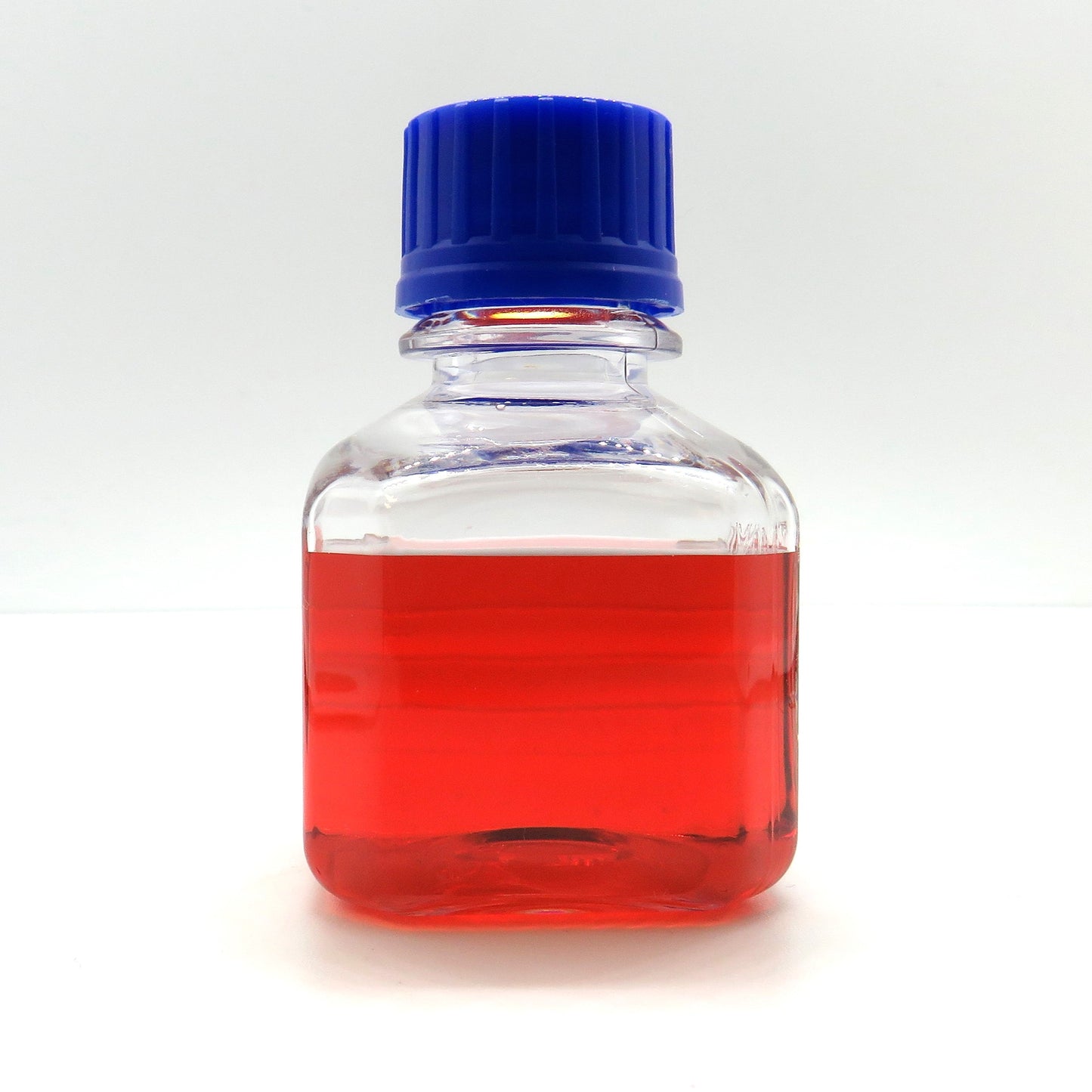 Unlabeled bottle containing 20 nm citrate coated gold nanoparticles from NanoBrand.

